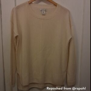 Rachel Zoe Soft Cream Crew Neck 2 Ply Cashmere Sweater M